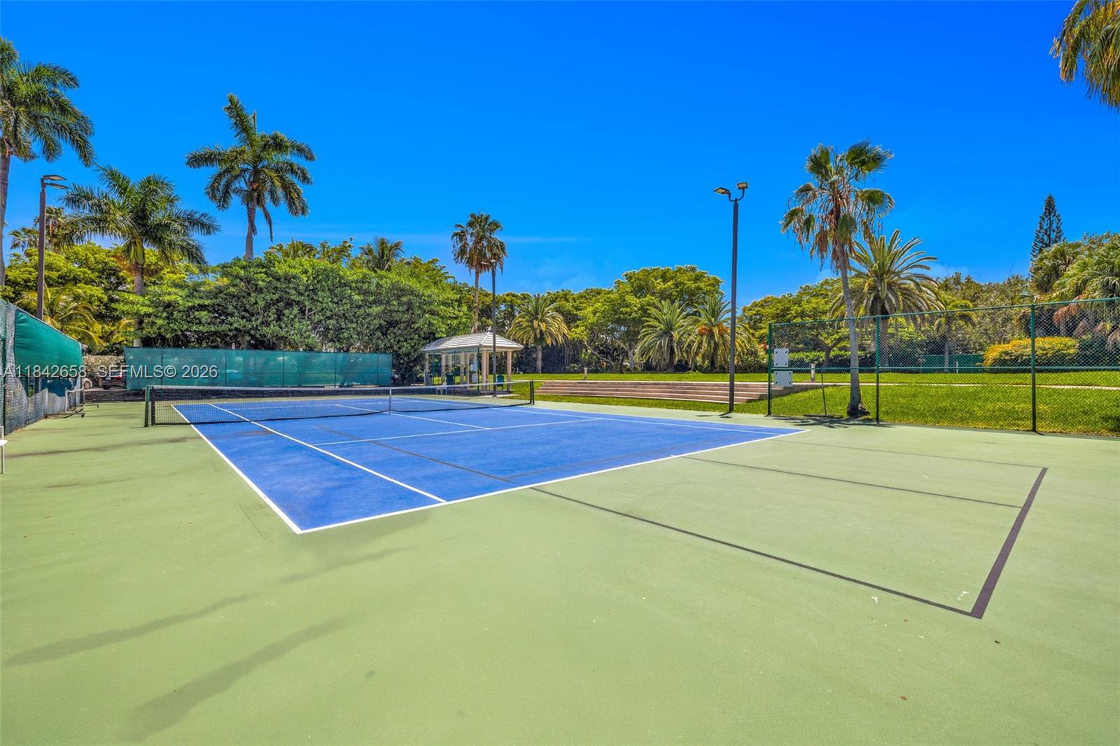 PALM BAY CONDOMINIUM - Residential