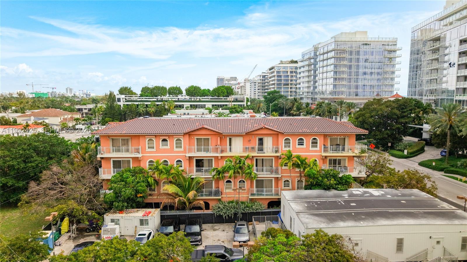 MEDITERRANEAN CONDO - Residential