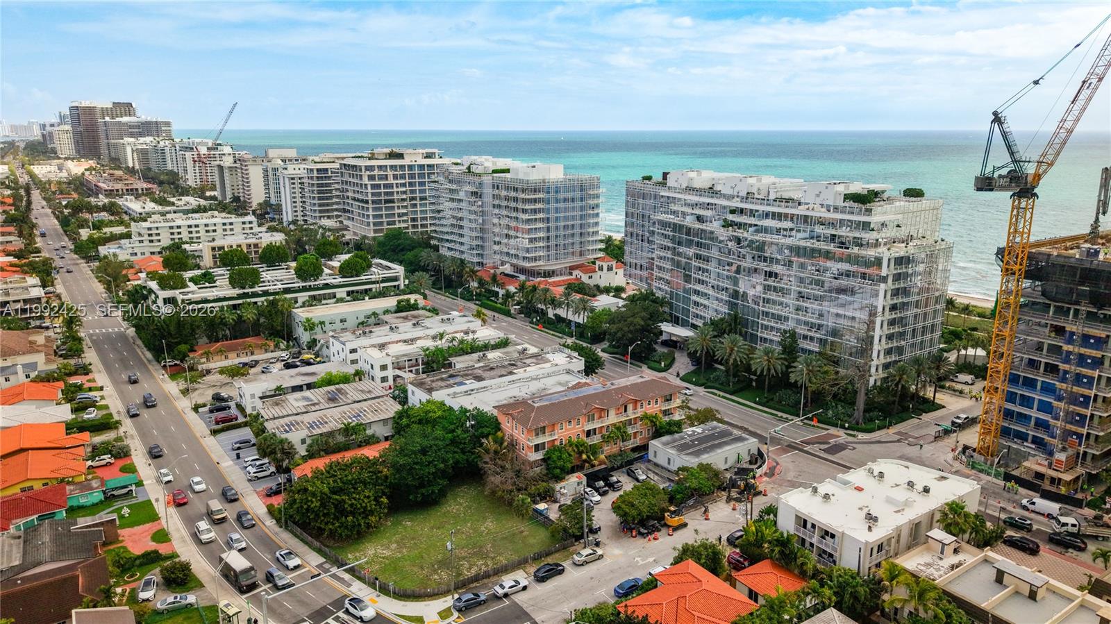 MEDITERRANEAN CONDO - Residential