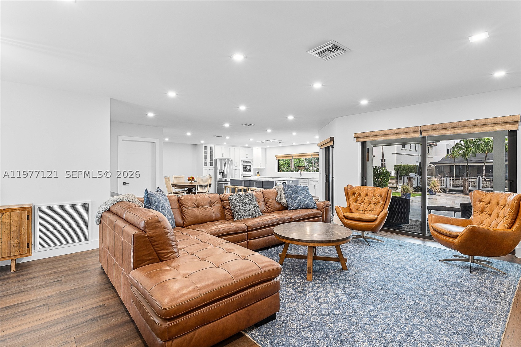 Country Club Isles - Residential