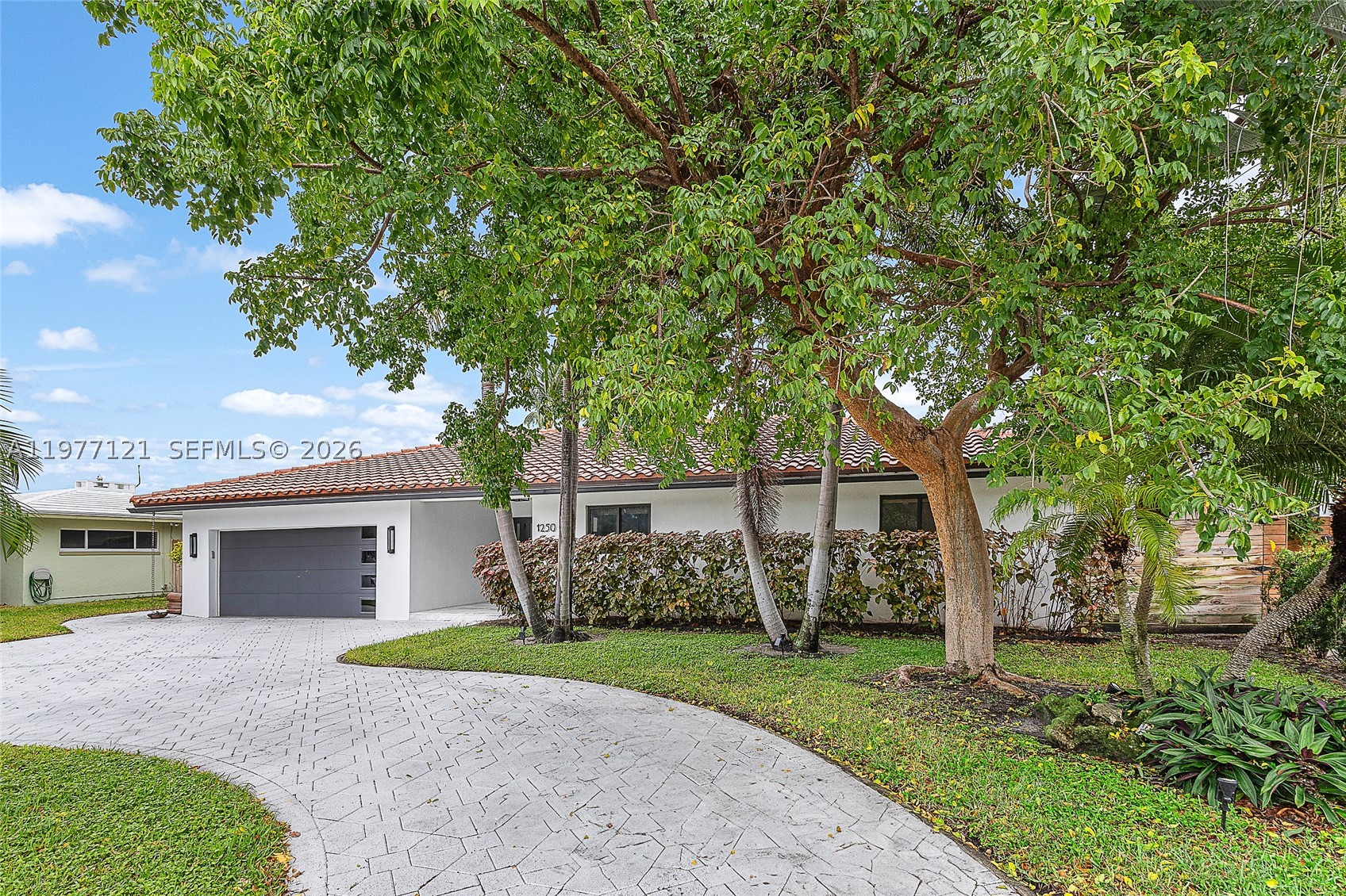 Country Club Isles - Residential