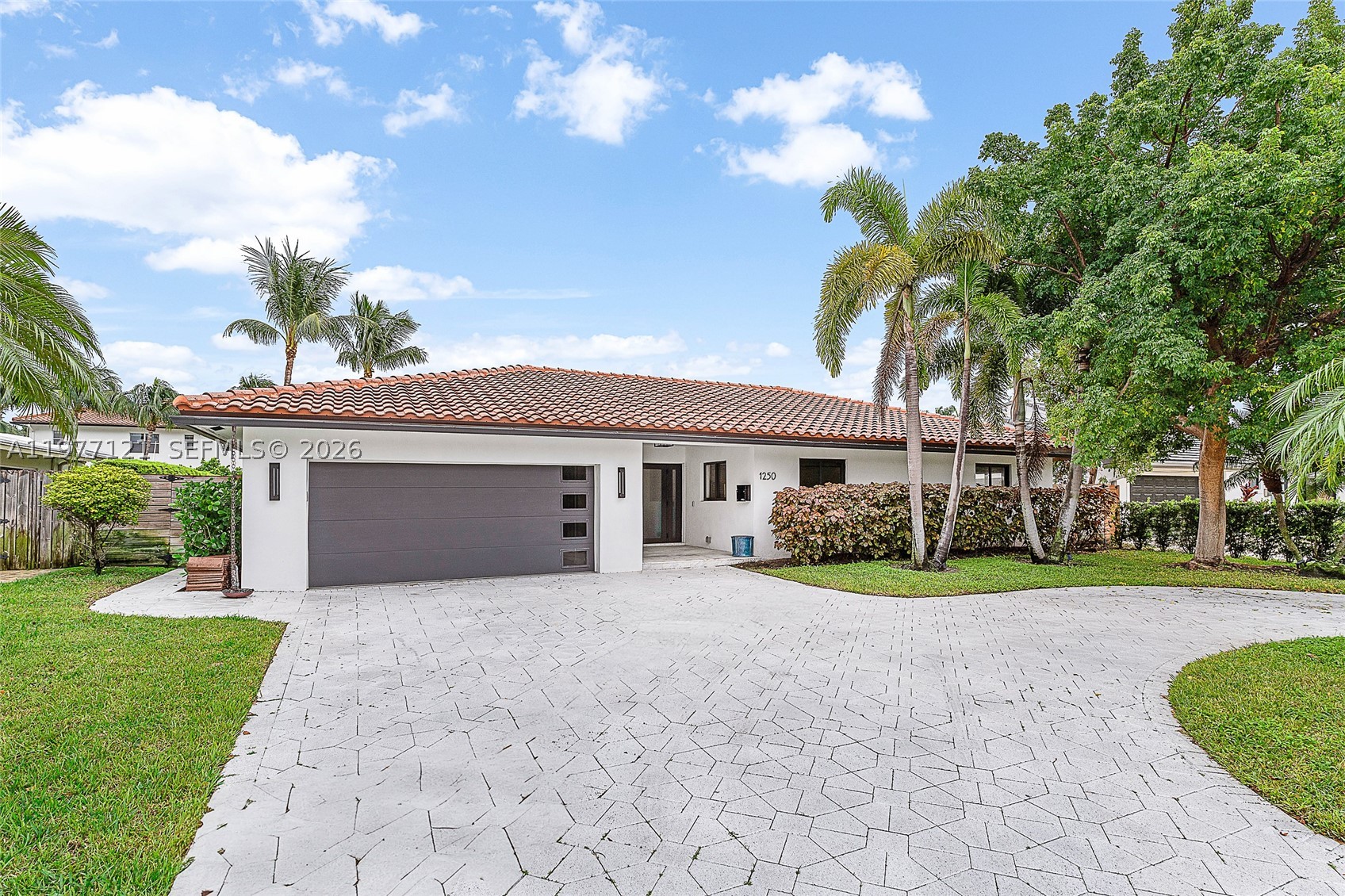 Country Club Isles - Residential