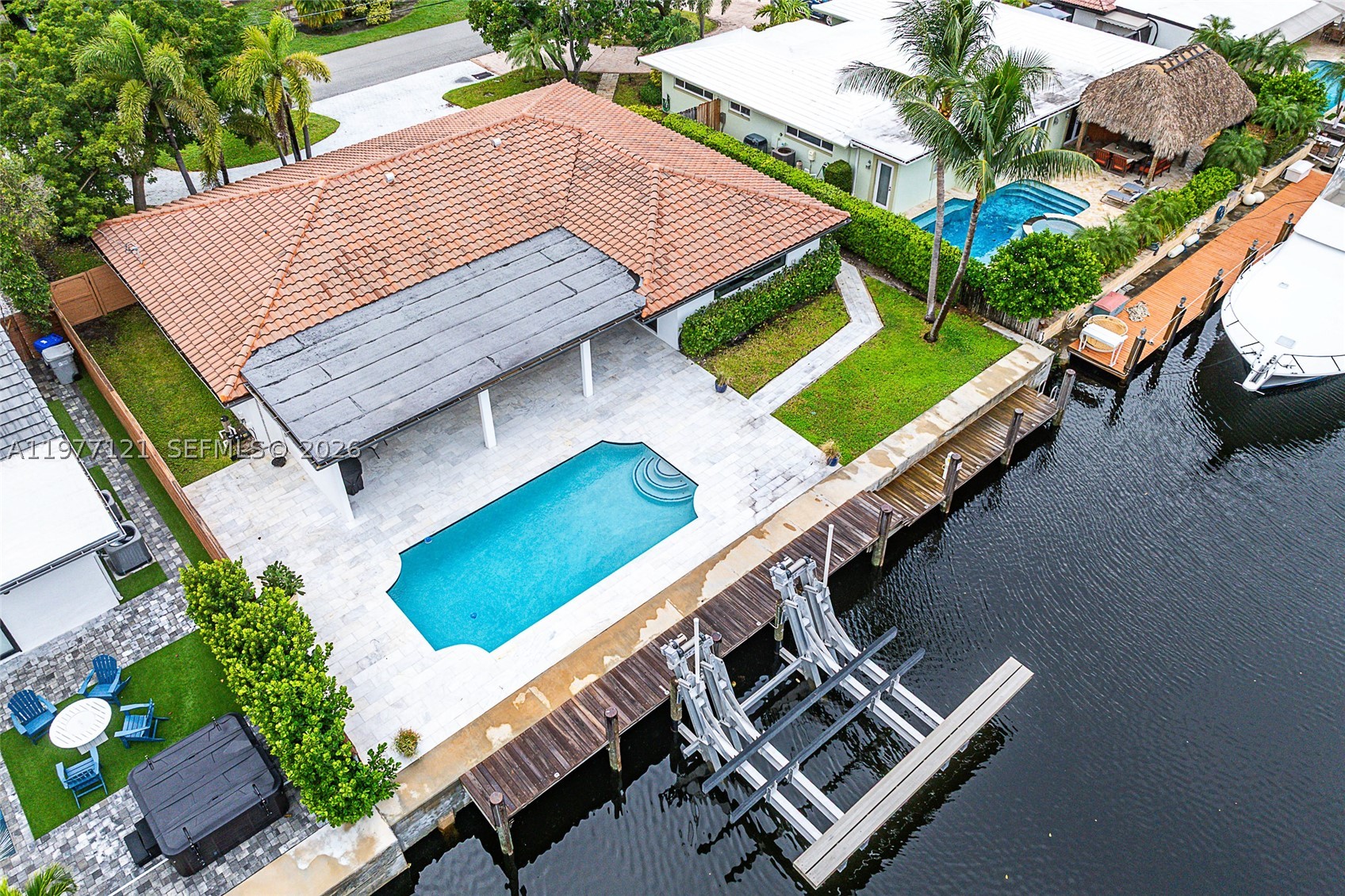 Country Club Isles - Residential