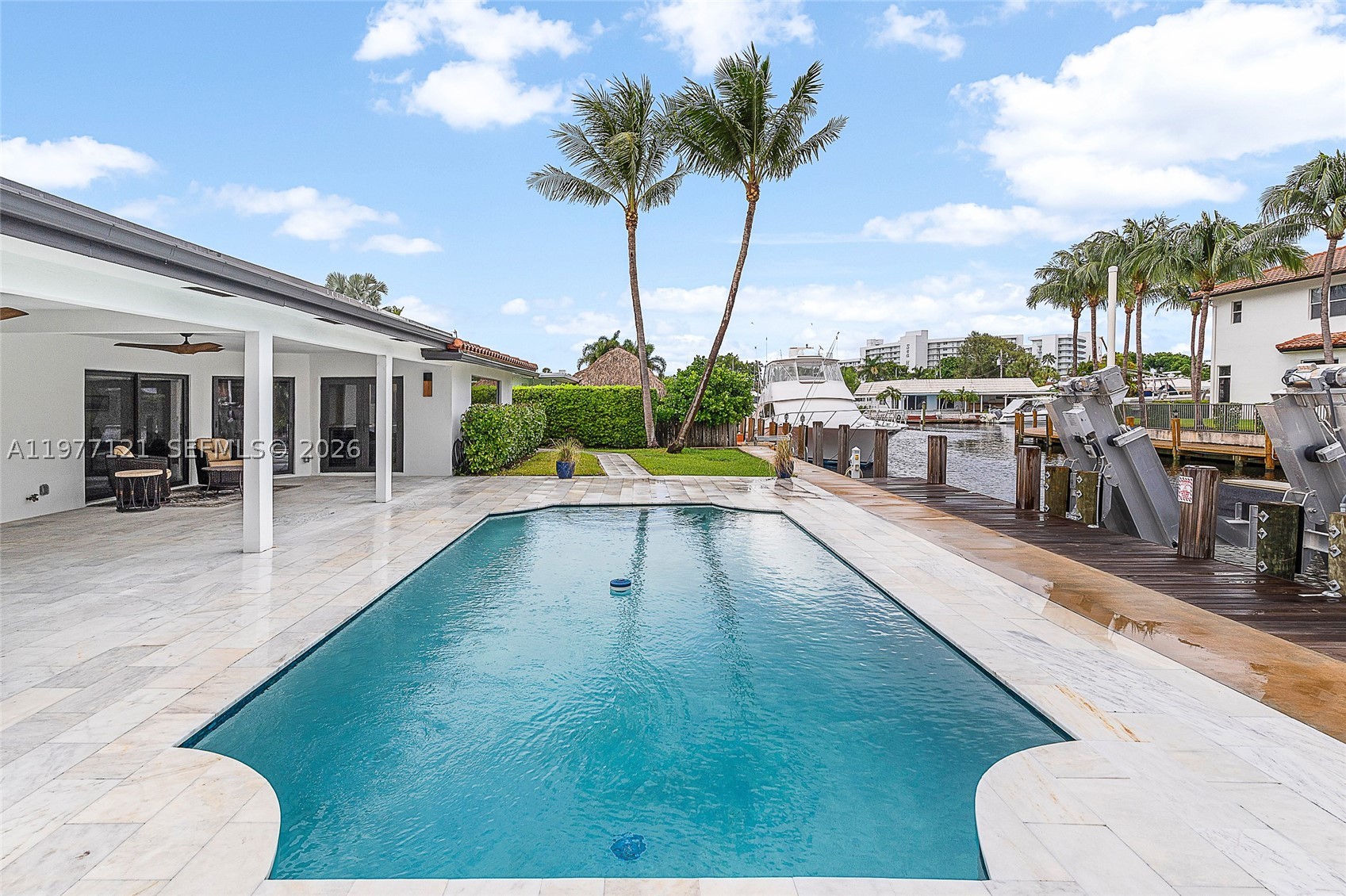 Country Club Isles - Residential
