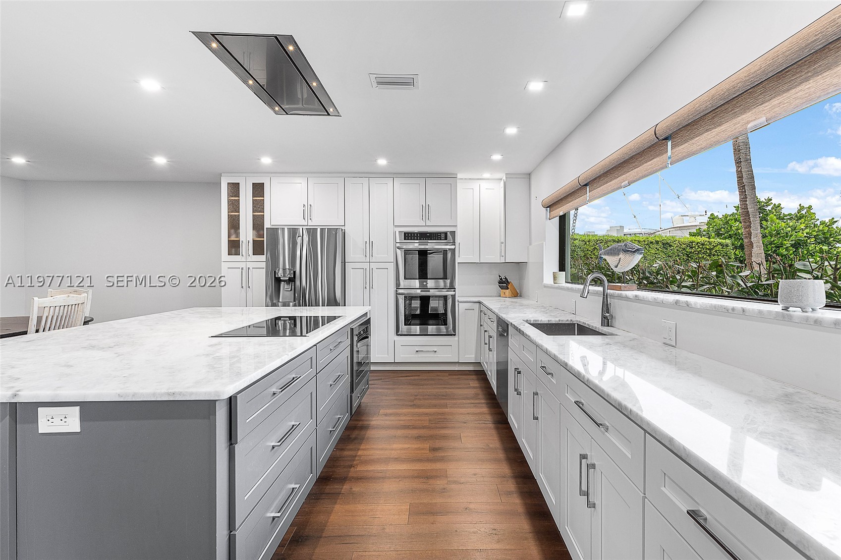 Country Club Isles - Residential