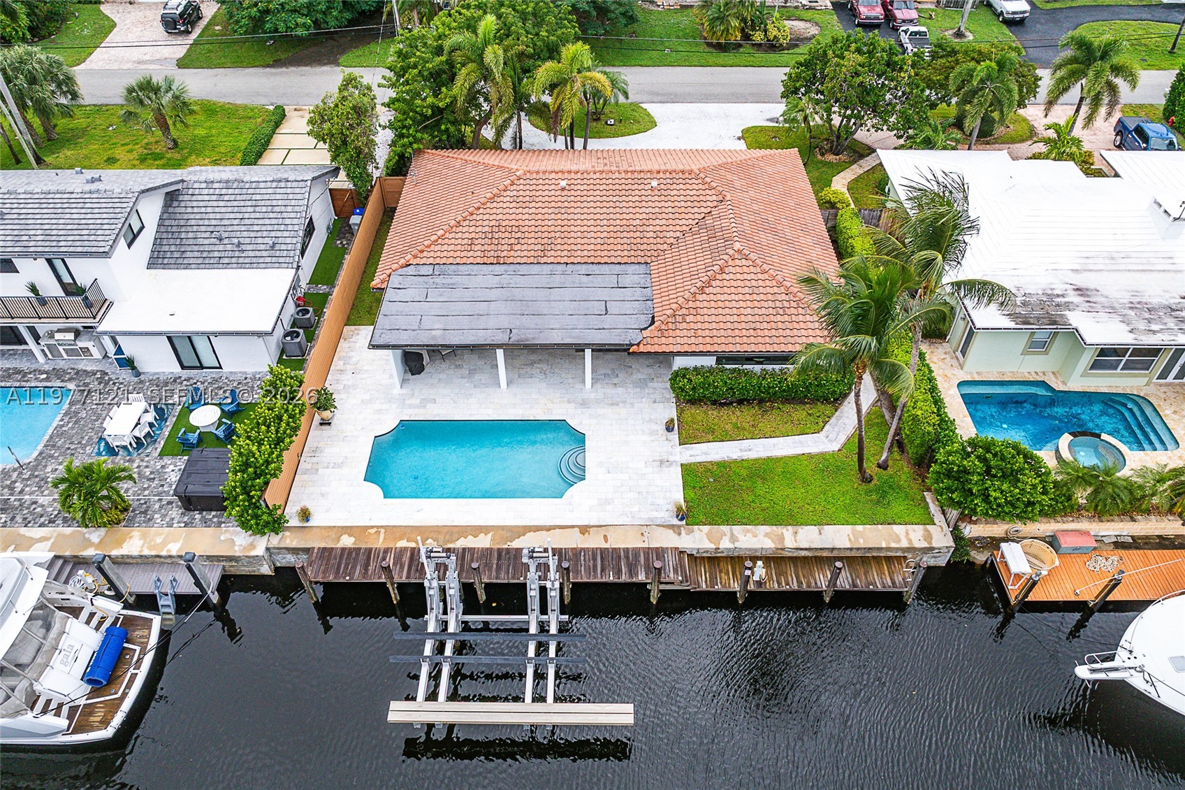 Country Club Isles - Residential