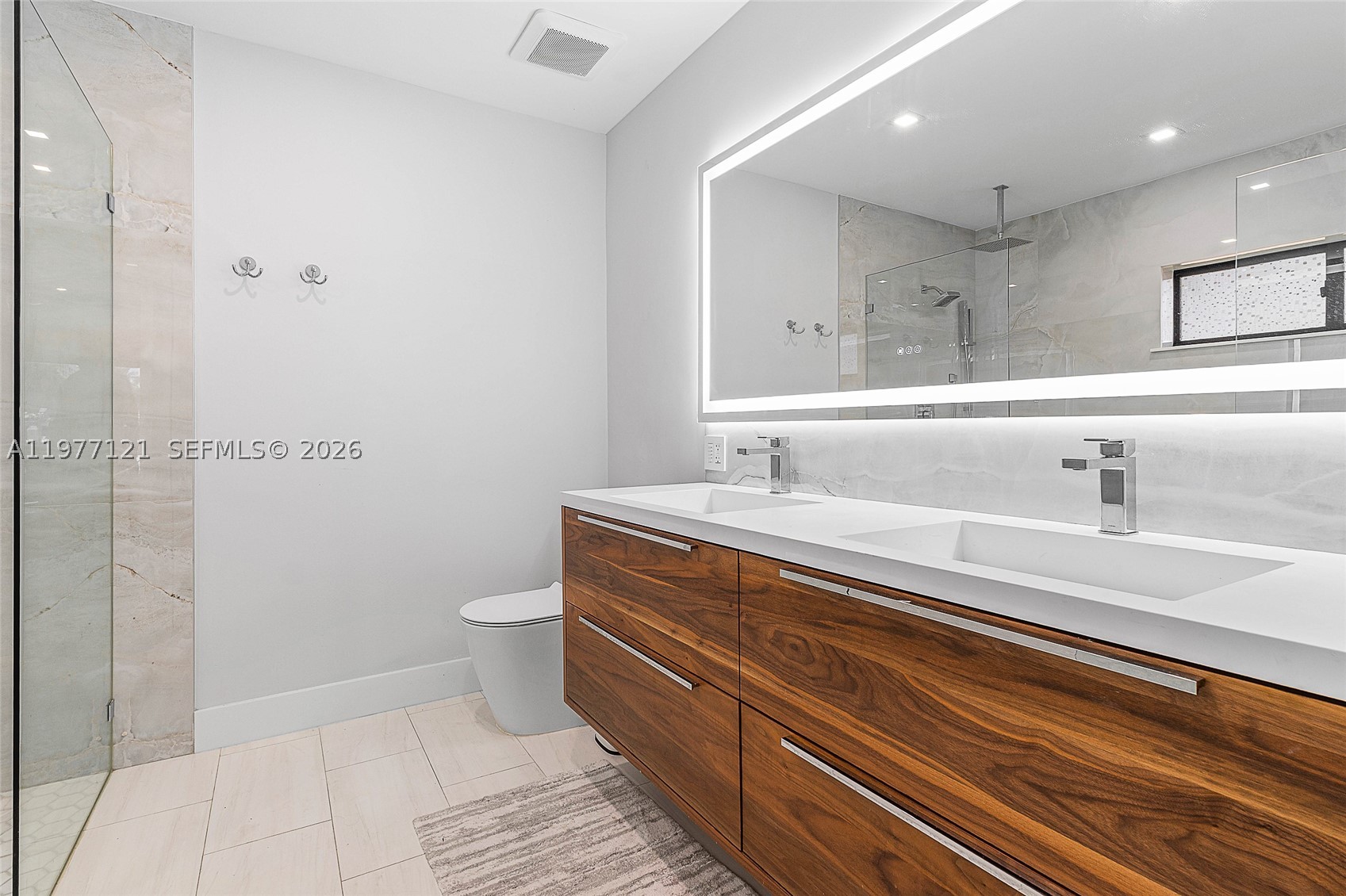 Country Club Isles - Residential