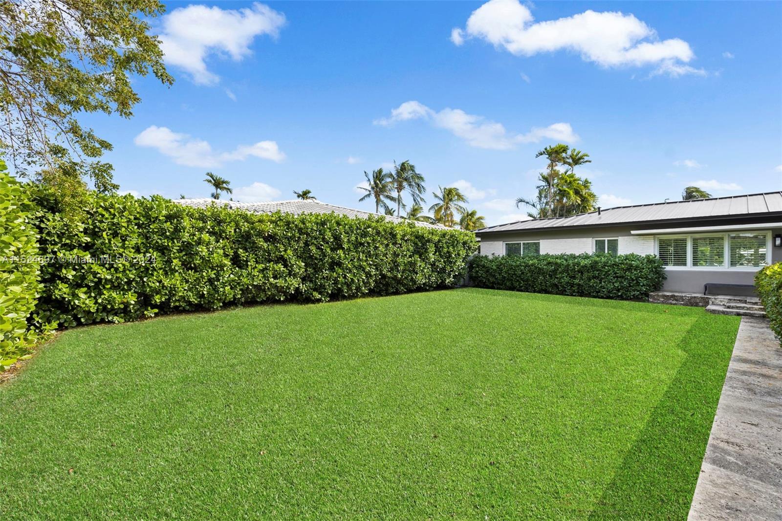 BISCAYNE POINT - Residential