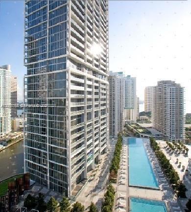 ICON BRICKELL NO TWO - Residential