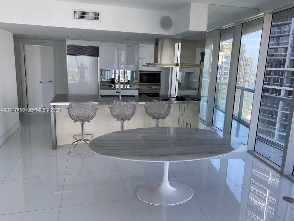 ICON BRICKELL NO TWO - Residential