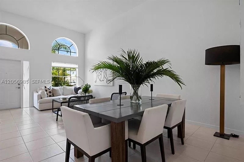 ISLES AT WELLINGTON 1 - Residential