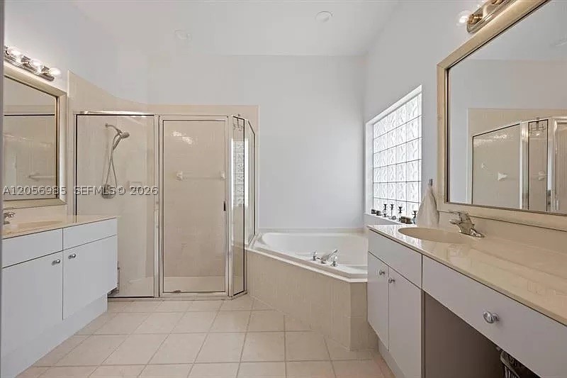 ISLES AT WELLINGTON 1 - Residential