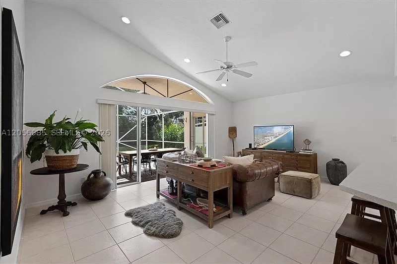 ISLES AT WELLINGTON 1 - Residential