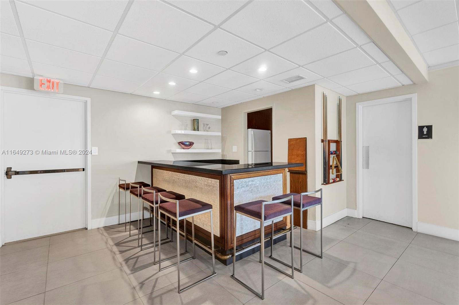 BAY PARK TOWERS CONDO - Residential Lease