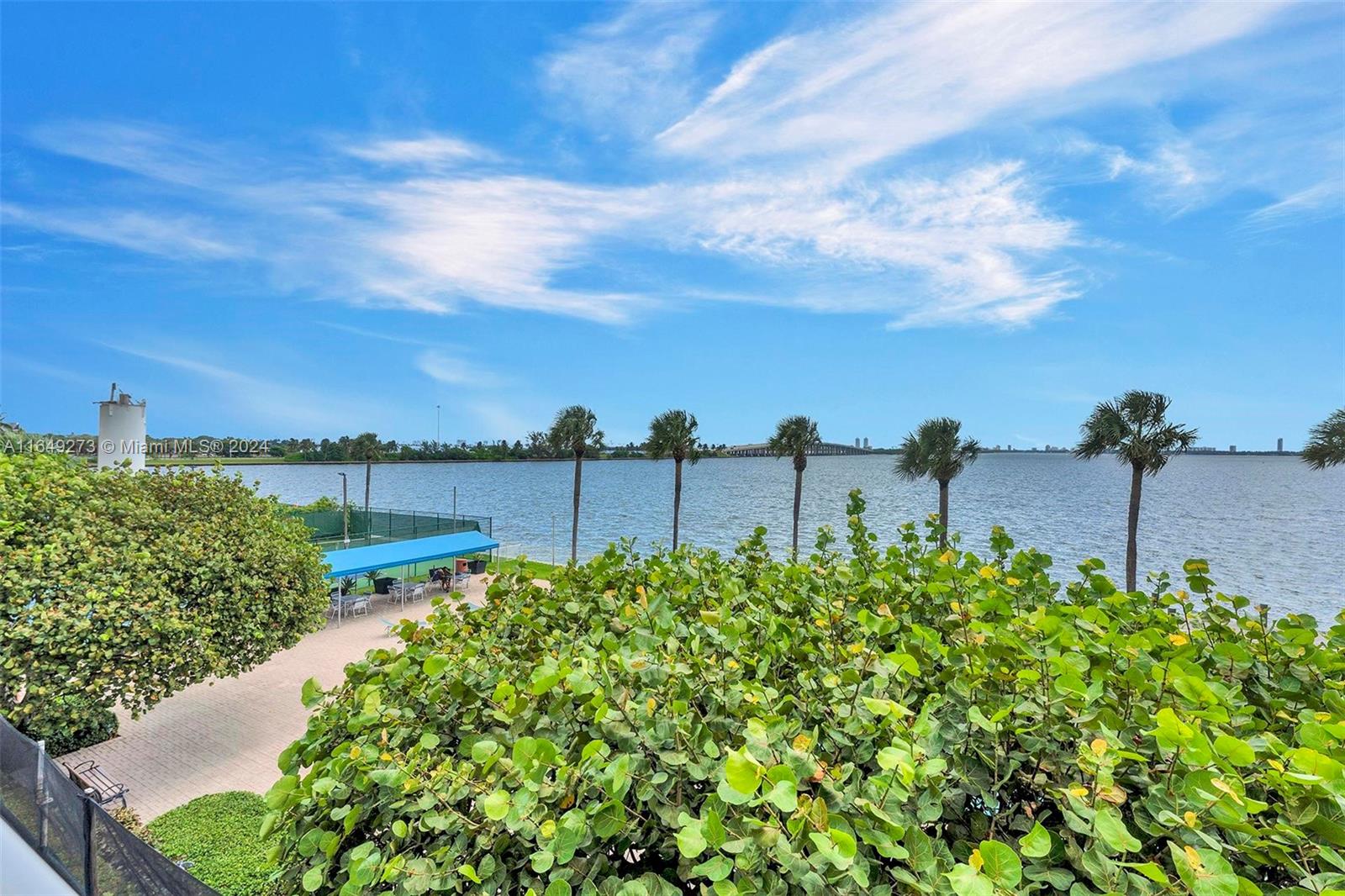 BAY PARK TOWERS CONDO - Residential Lease