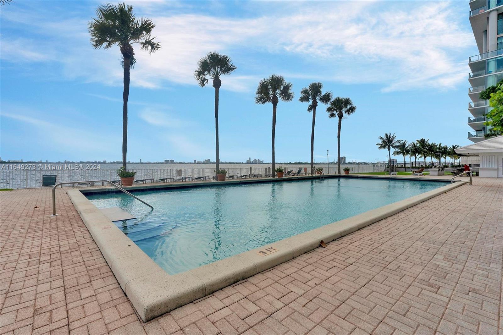 BAY PARK TOWERS CONDO - Residential Lease