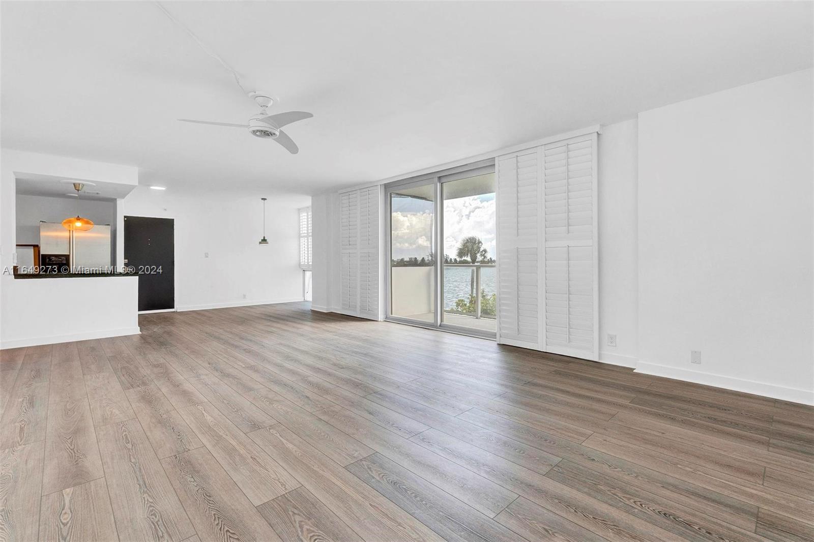 BAY PARK TOWERS CONDO - Residential Lease