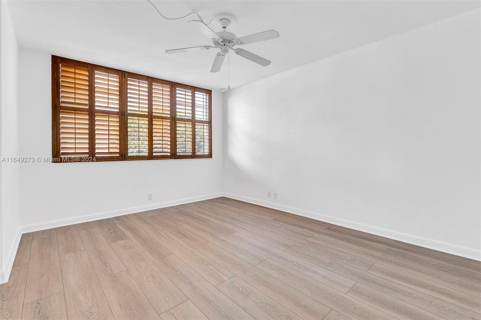BAY PARK TOWERS CONDO - Residential Lease