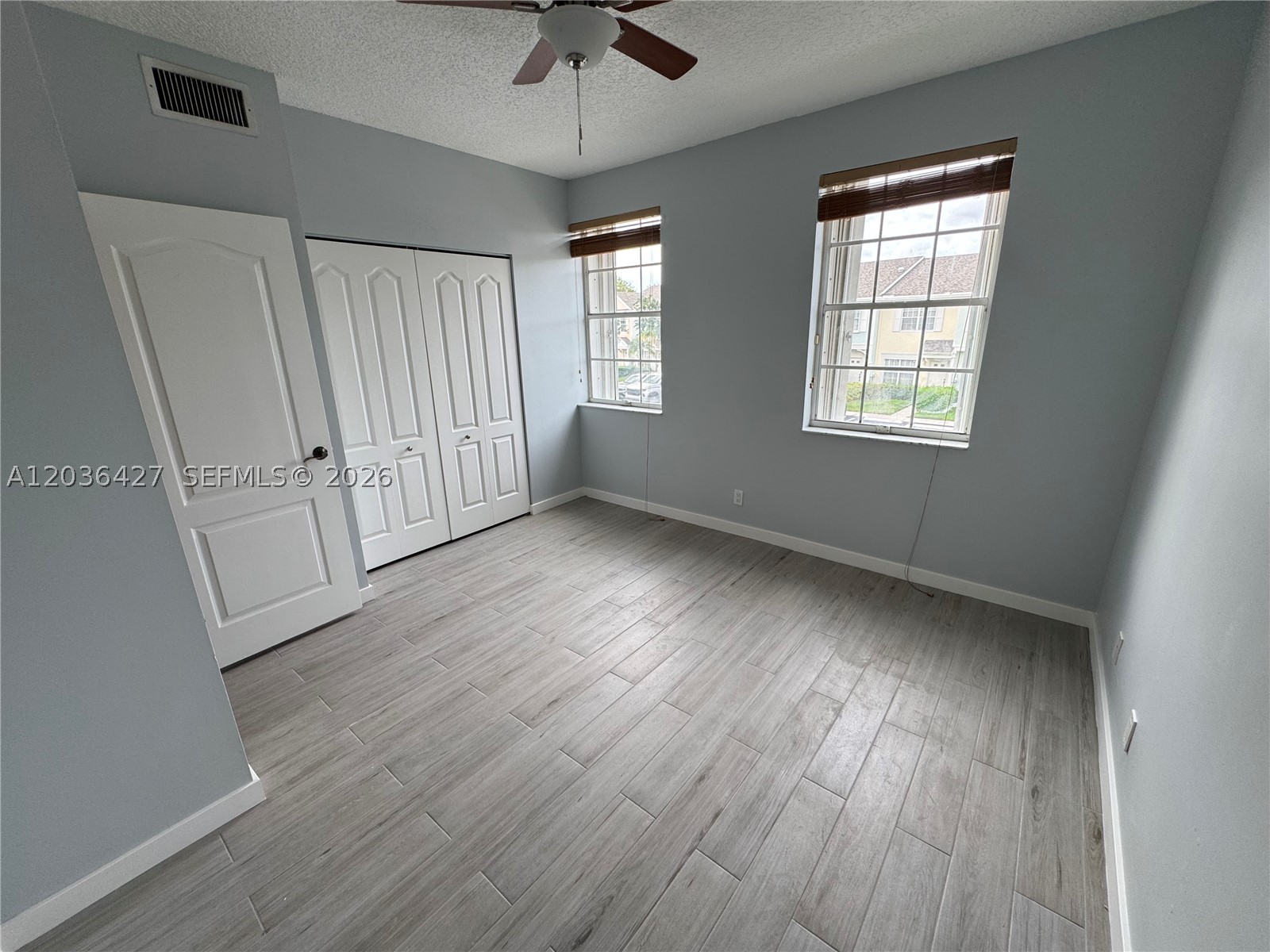 BONAVENTURE 82-43 B A POR - Residential Lease