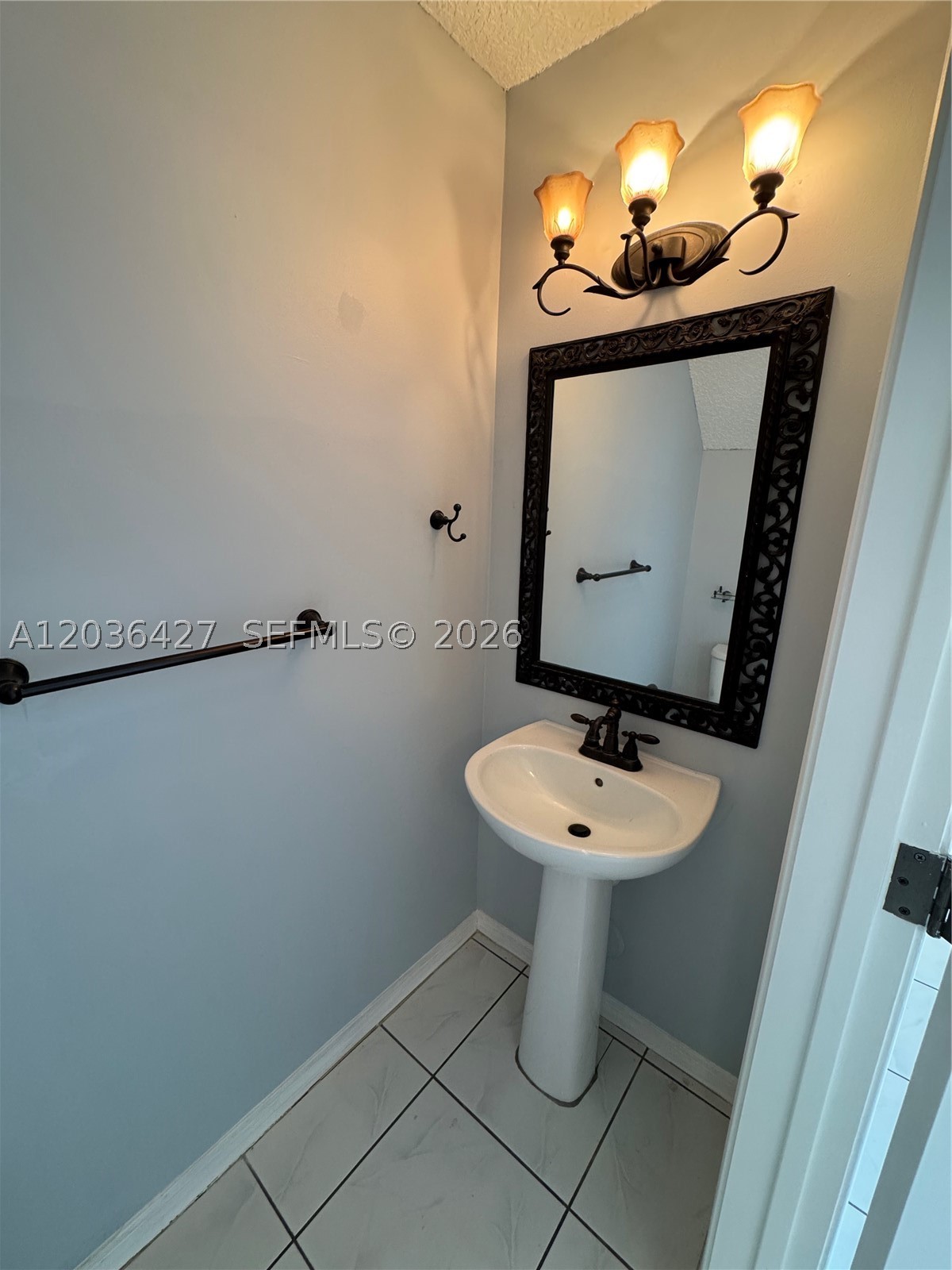 BONAVENTURE 82-43 B A POR - Residential Lease
