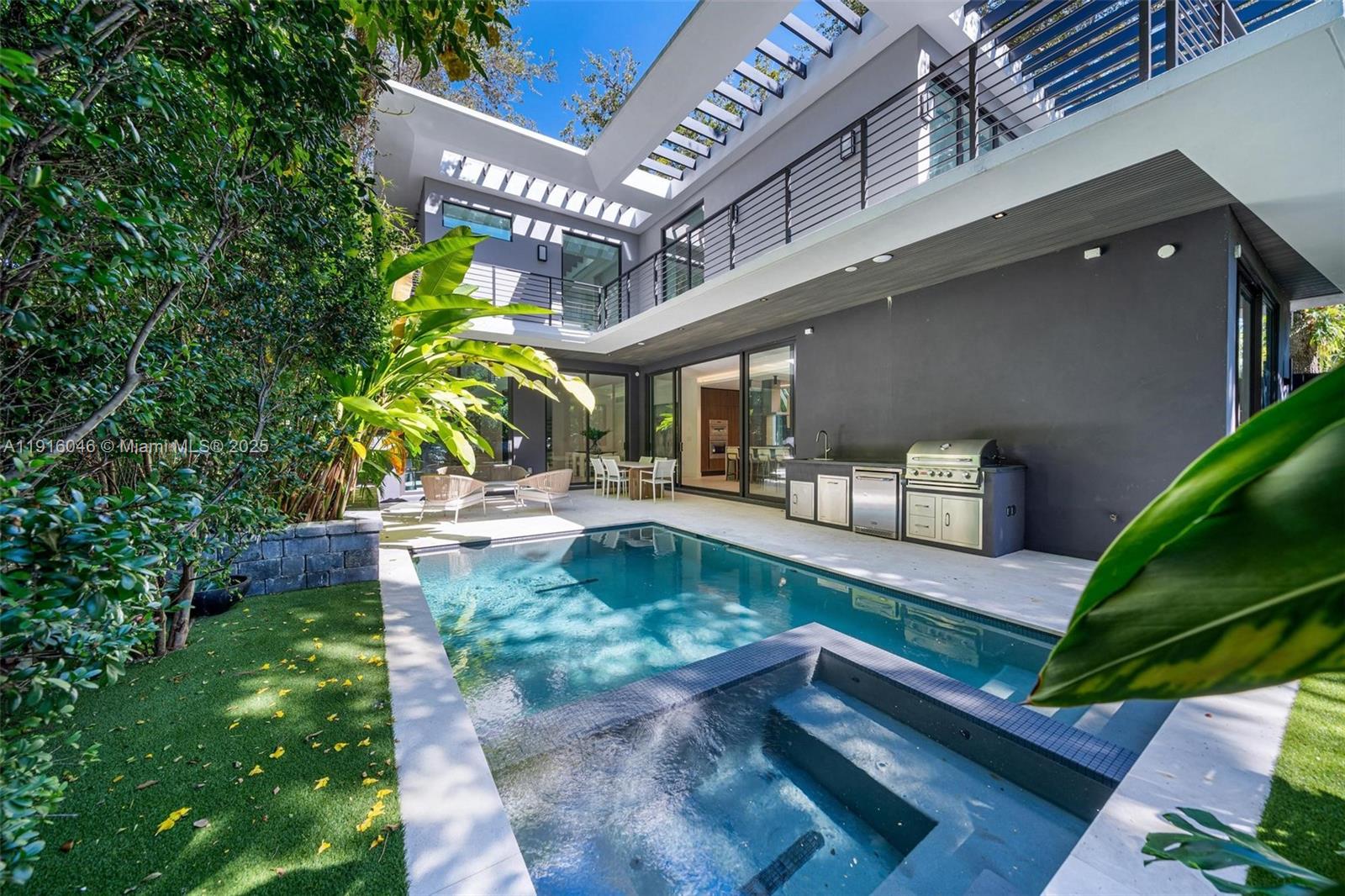 COCONUT GROVE PK 2 AMD - Residential