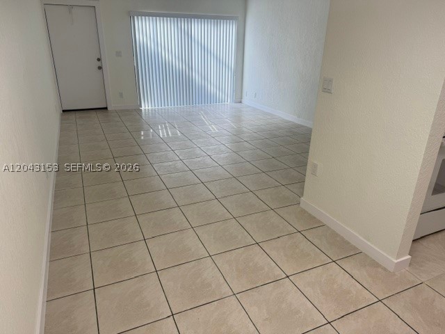 CORAL SPRINGS VILLAS COND - Residential