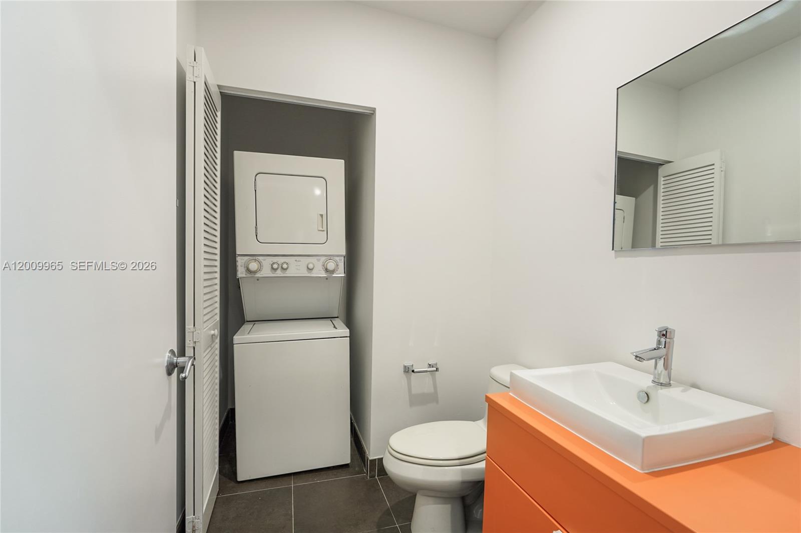 ARTEPARK SOUTH CONDO - Residential