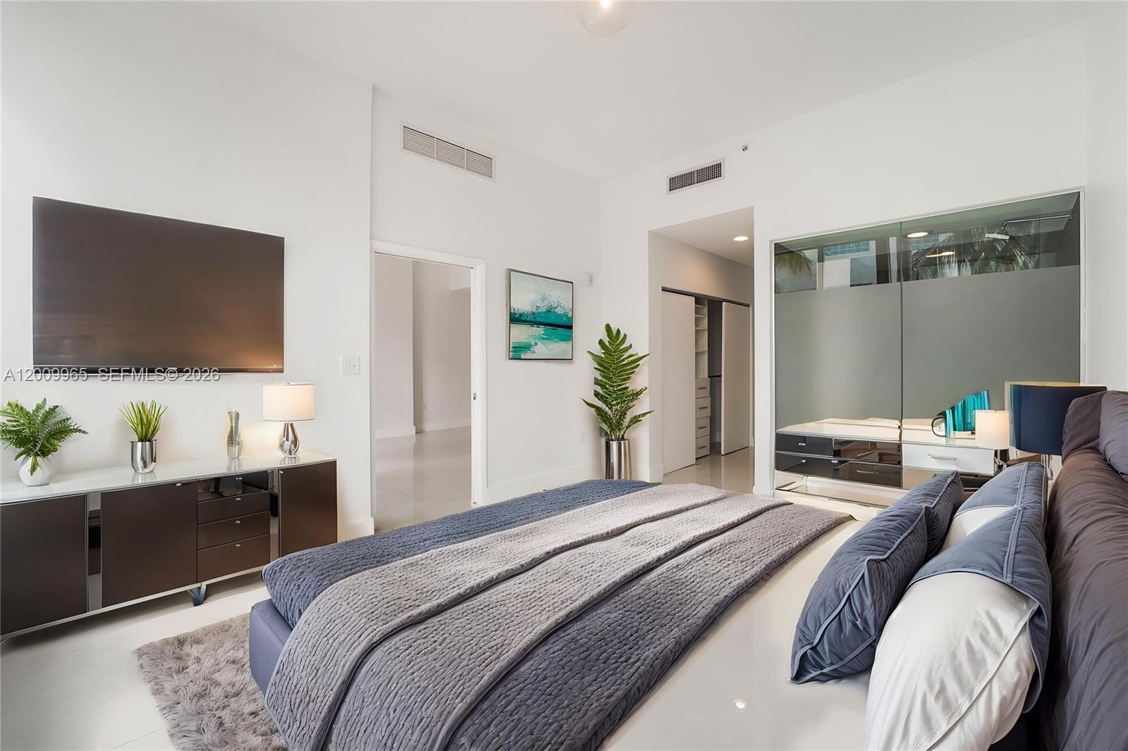 ARTEPARK SOUTH CONDO - Residential
