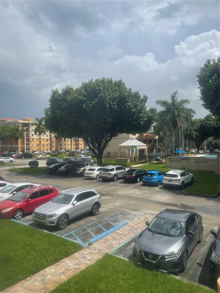 THE FOUNTAINS AT FONTAINE - Residential