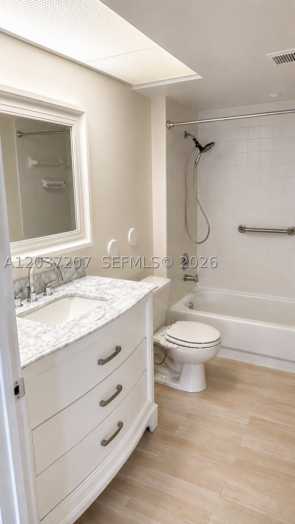 SUFFOLK AT CENTURY VILLAG - Residential
