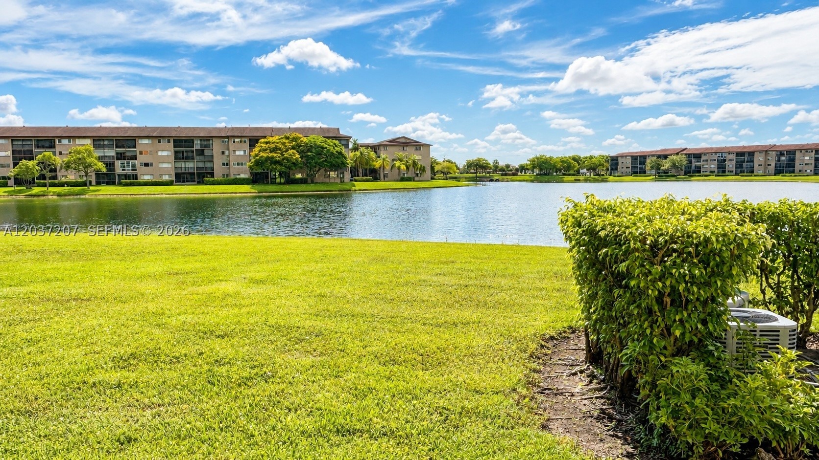SUFFOLK AT CENTURY VILLAG - Residential