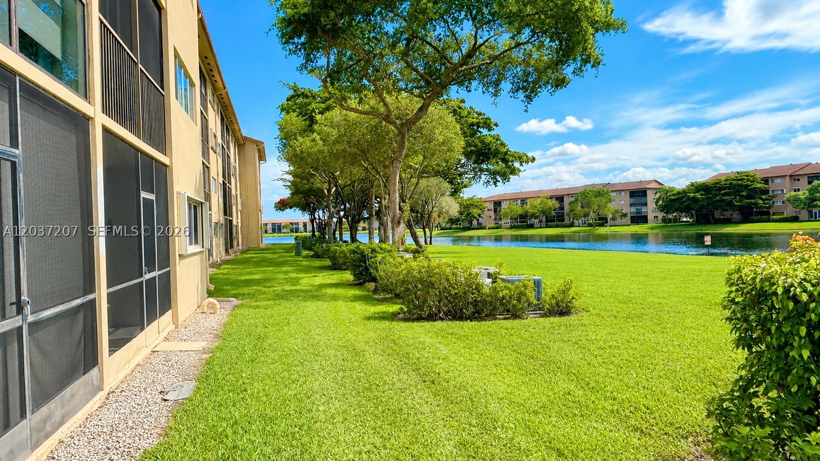 SUFFOLK AT CENTURY VILLAG - Residential