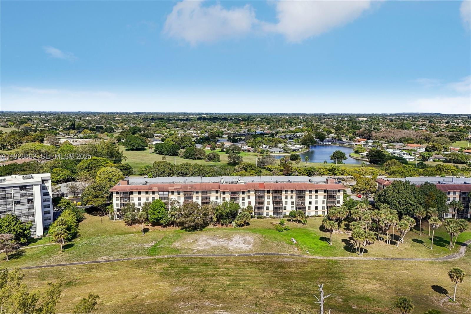 INVERWOOD CONDO - Residential