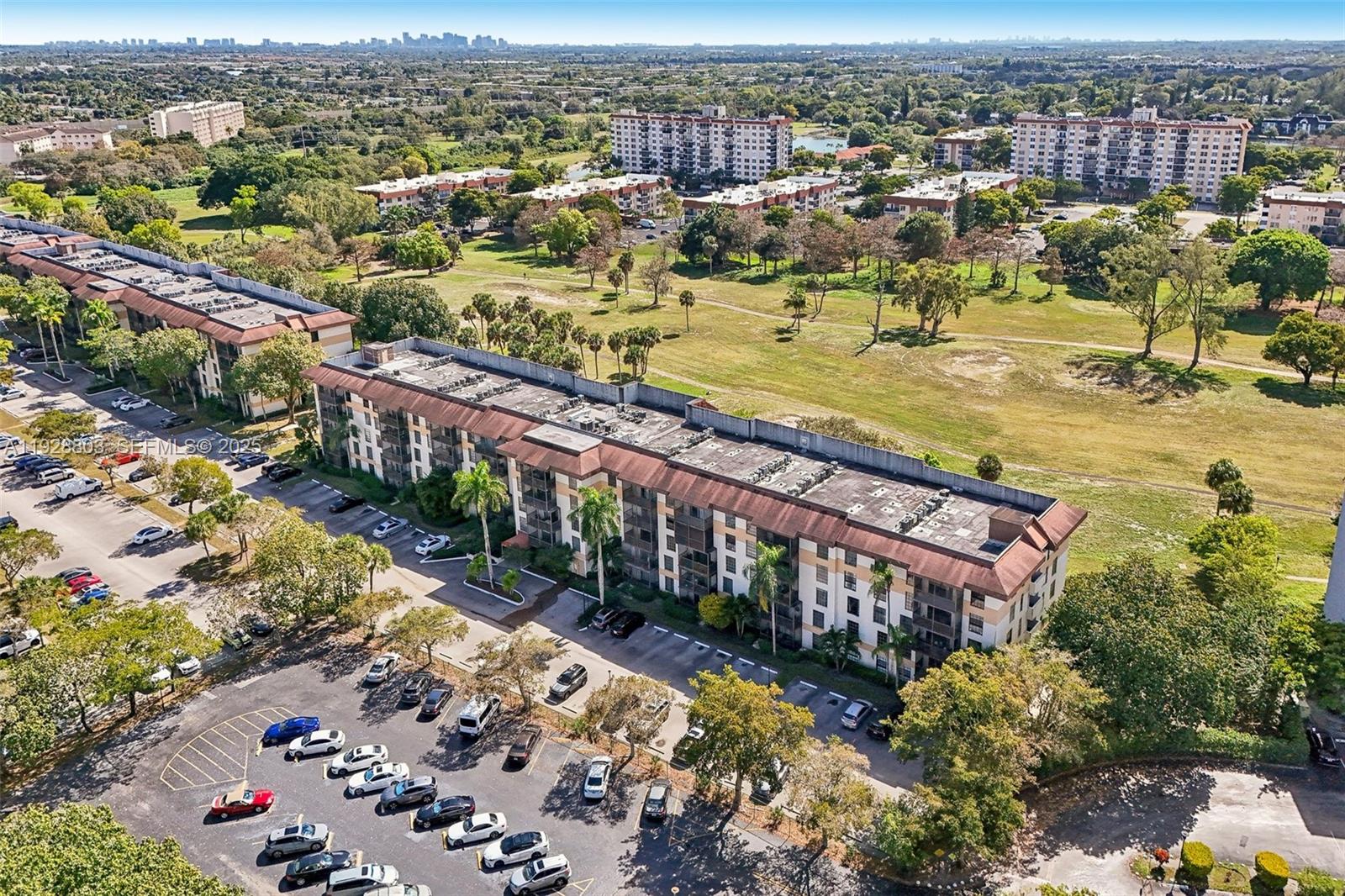 INVERWOOD CONDO - Residential