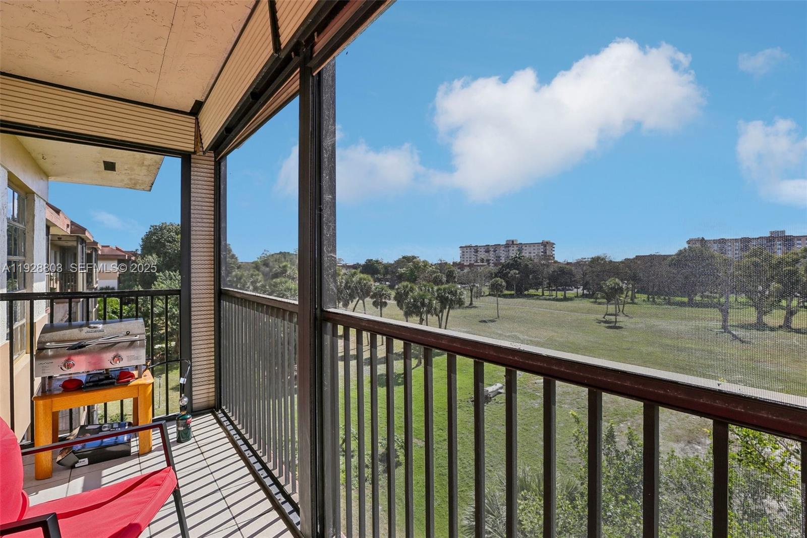 INVERWOOD CONDO - Residential