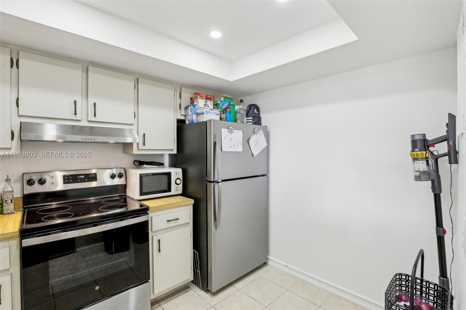 INVERWOOD CONDO - Residential