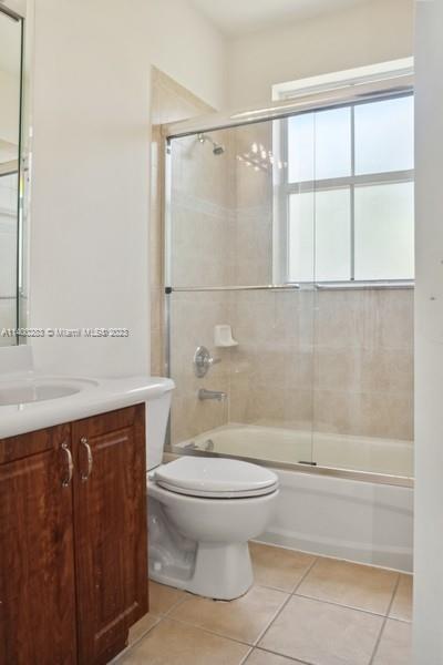 ¤ISLANDS AT DORAL 1ST ADDN - Residential