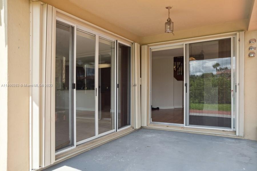 ¤ISLANDS AT DORAL 1ST ADDN - Residential