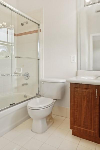 ¤ISLANDS AT DORAL 1ST ADDN - Residential
