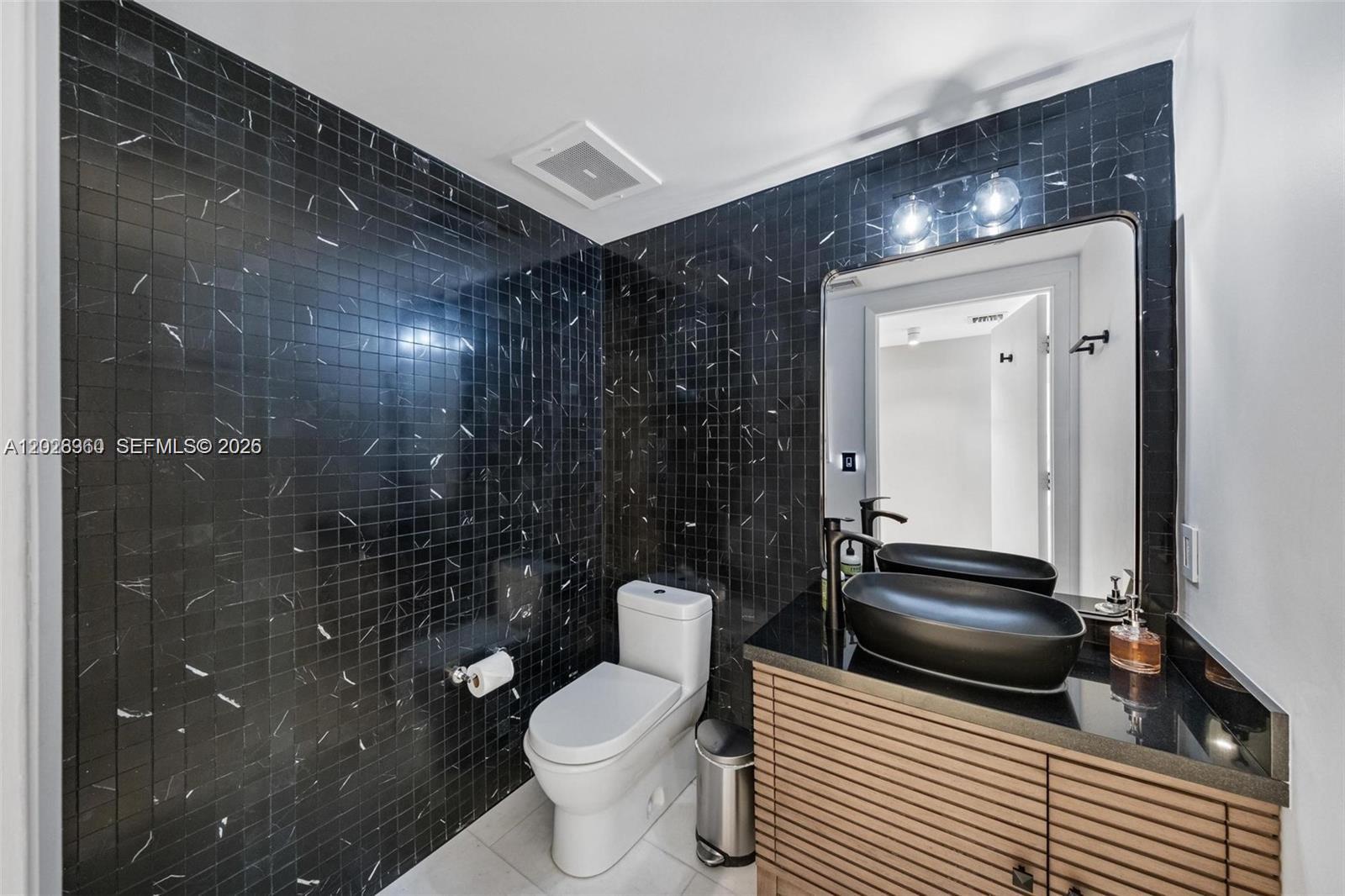 ONYX ON THE BAY CONDO - Residential Lease