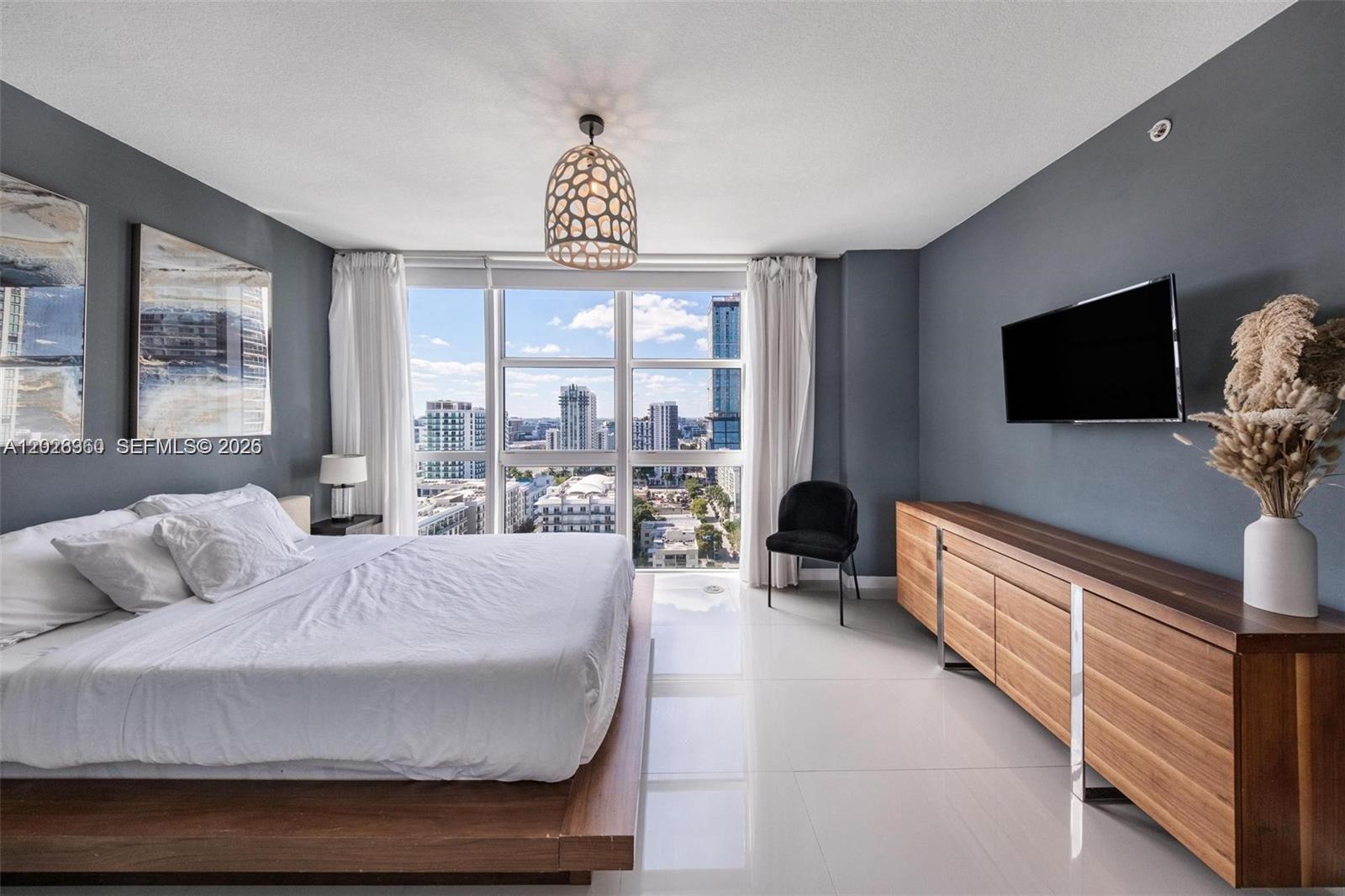ONYX ON THE BAY CONDO - Residential Lease