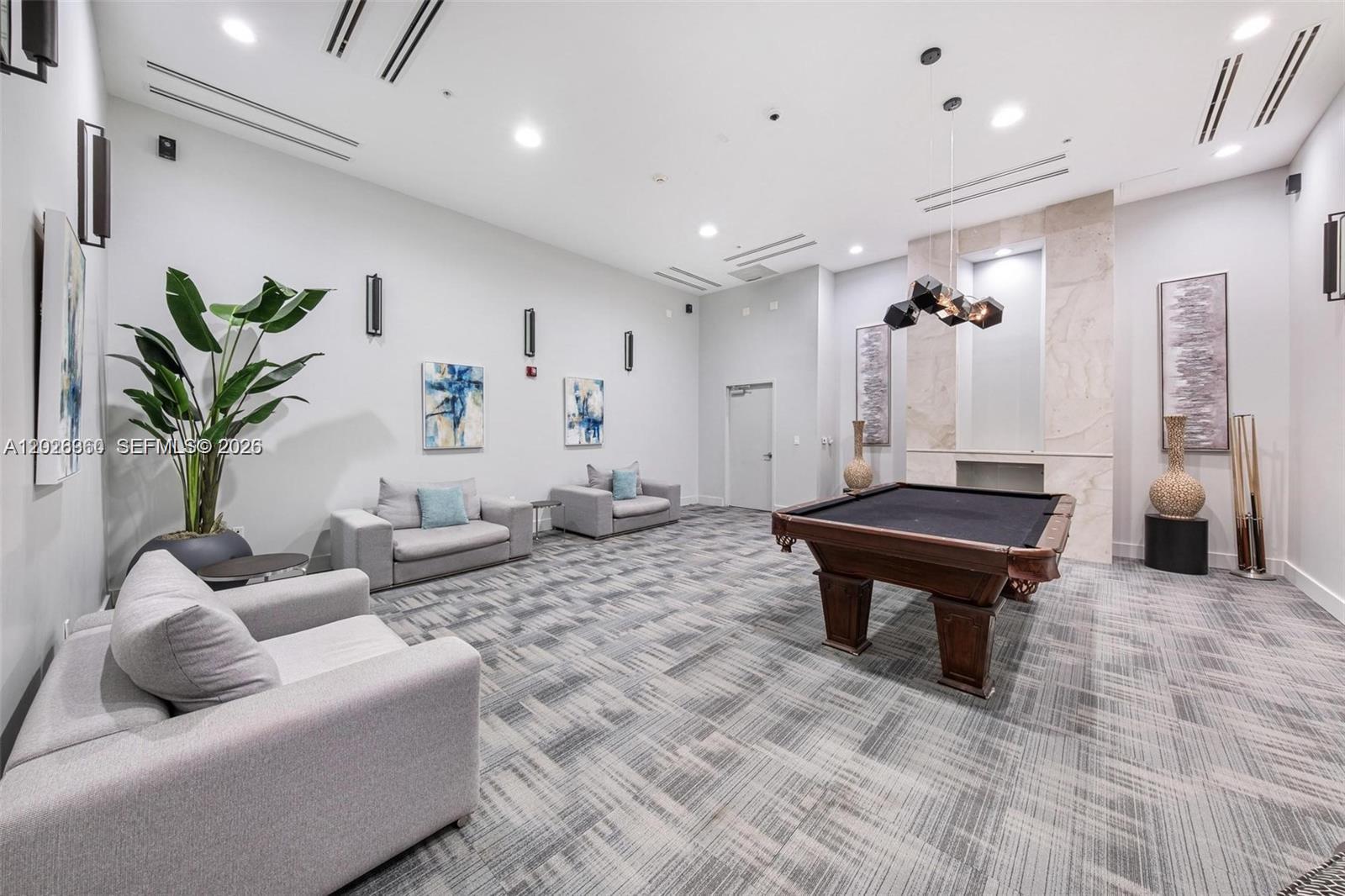 ONYX ON THE BAY CONDO - Residential Lease