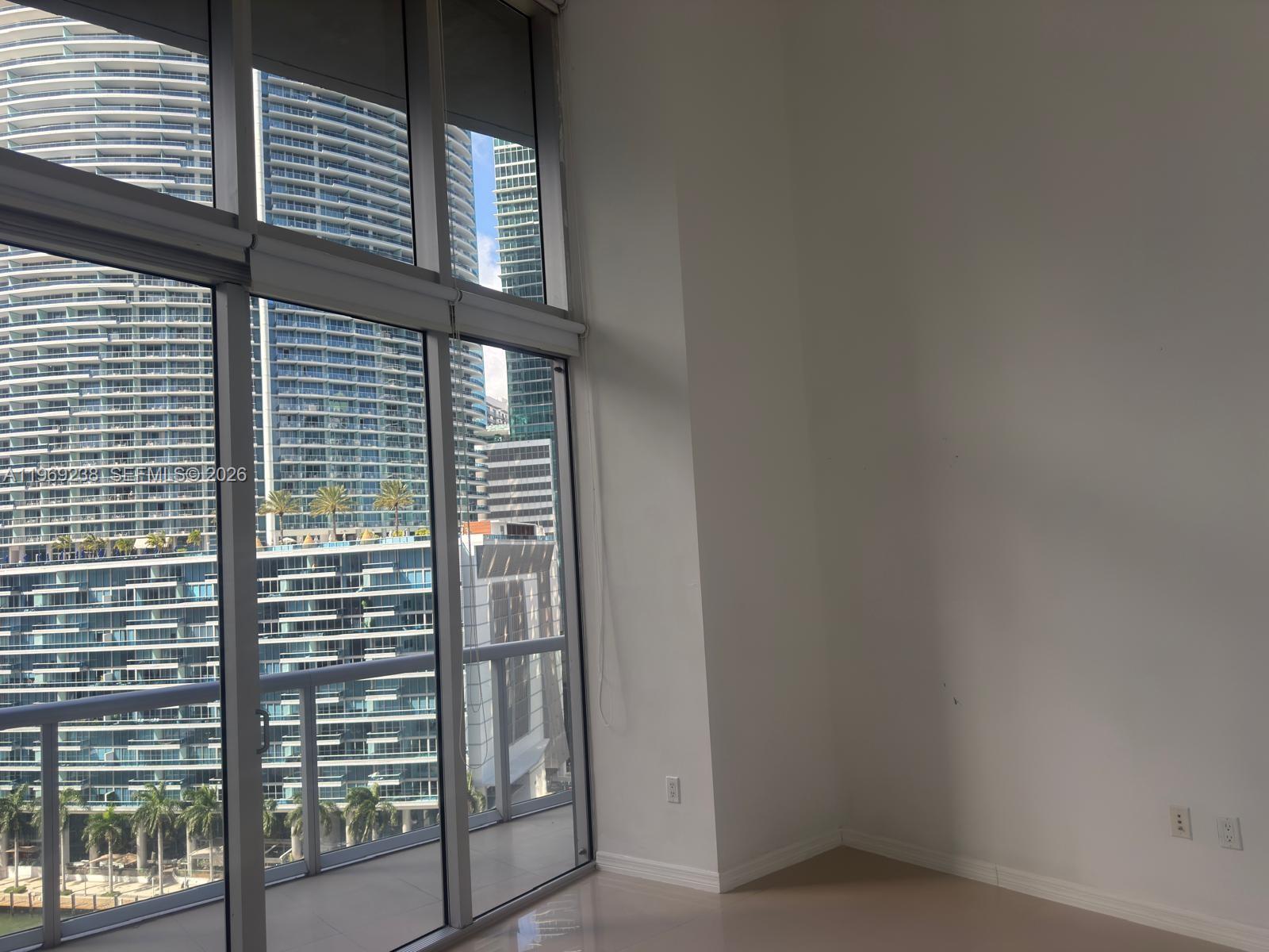 ICONBRICKELL CONDO NO 1 - Residential
