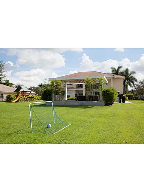 LONG LAKE RANCHES PLAT ON - Residential