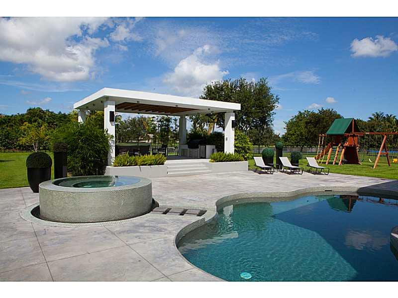LONG LAKE RANCHES PLAT ON - Residential