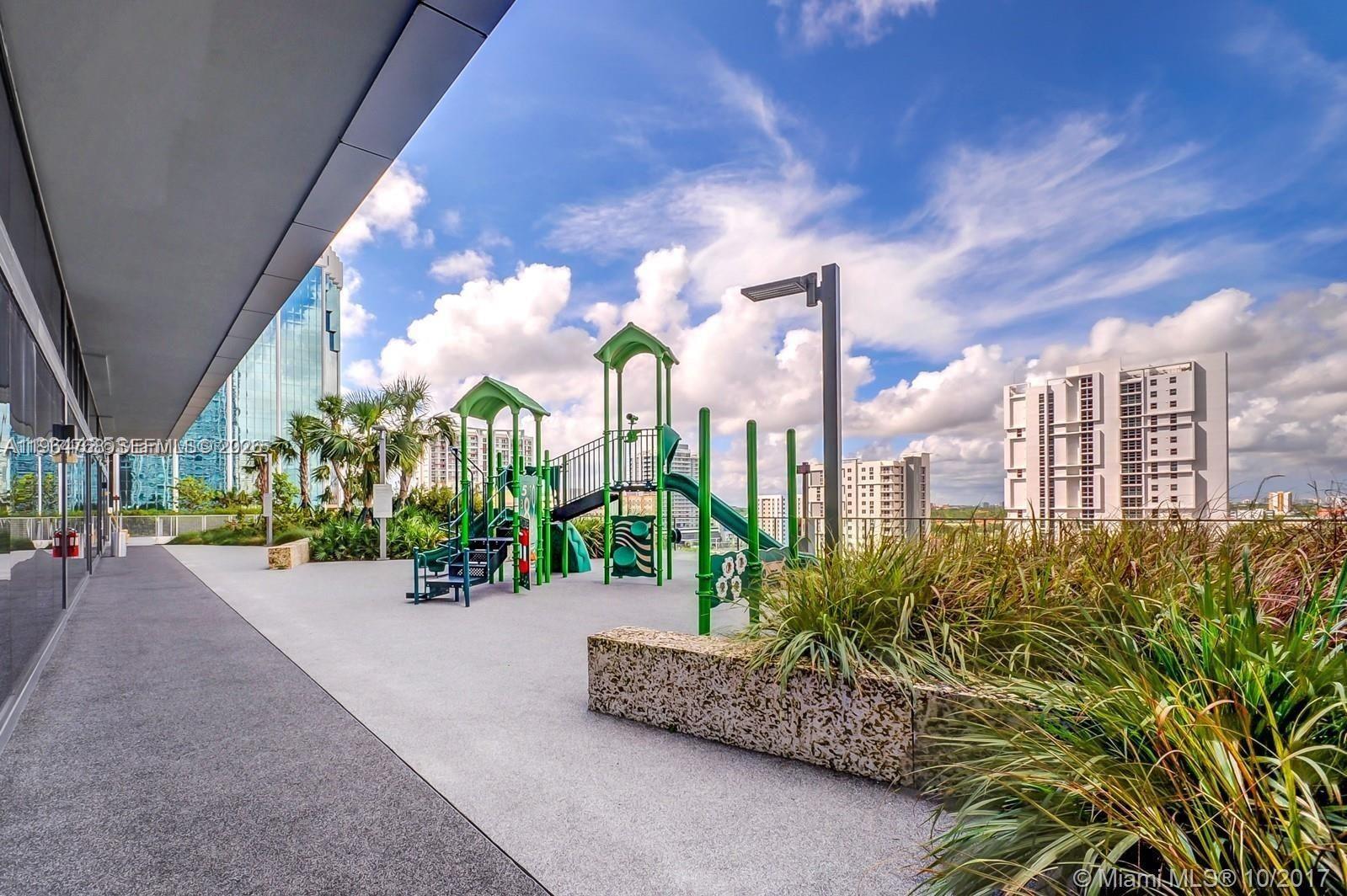RISE CONDO - Residential