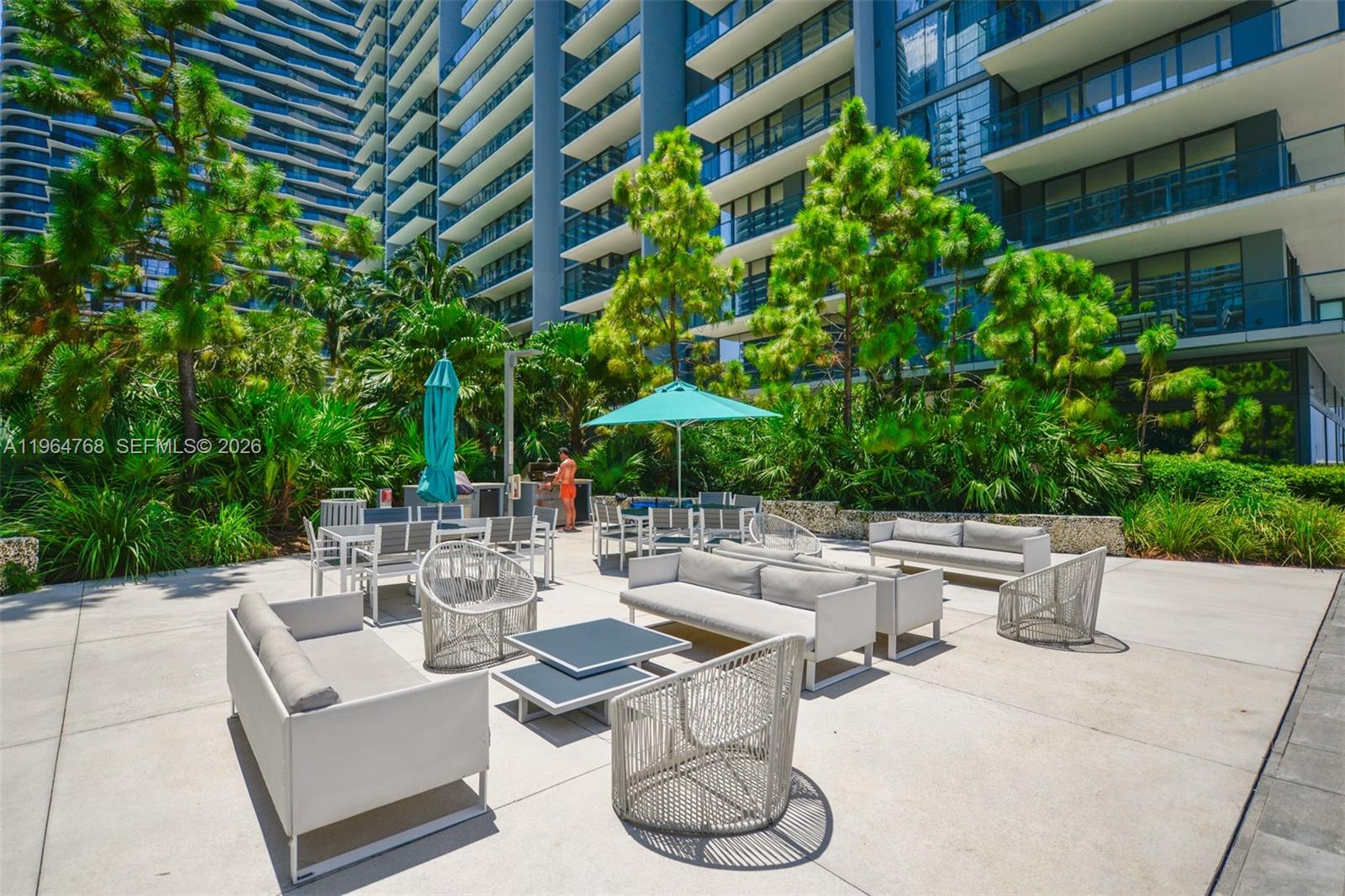 RISE CONDO - Residential