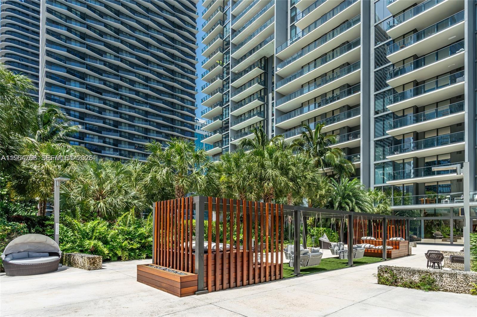 RISE CONDO - Residential