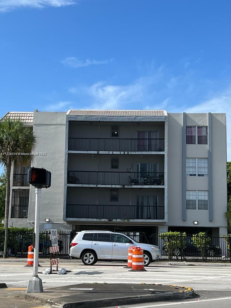 VERY NOCE 2BEDS, 1 BATHS APARTMENT. EXCELENT FOR INVESTORS, LOW MAINTENANCE , COVERED PARKING, LAUNDRY FACILITIES
DONT MISS IT