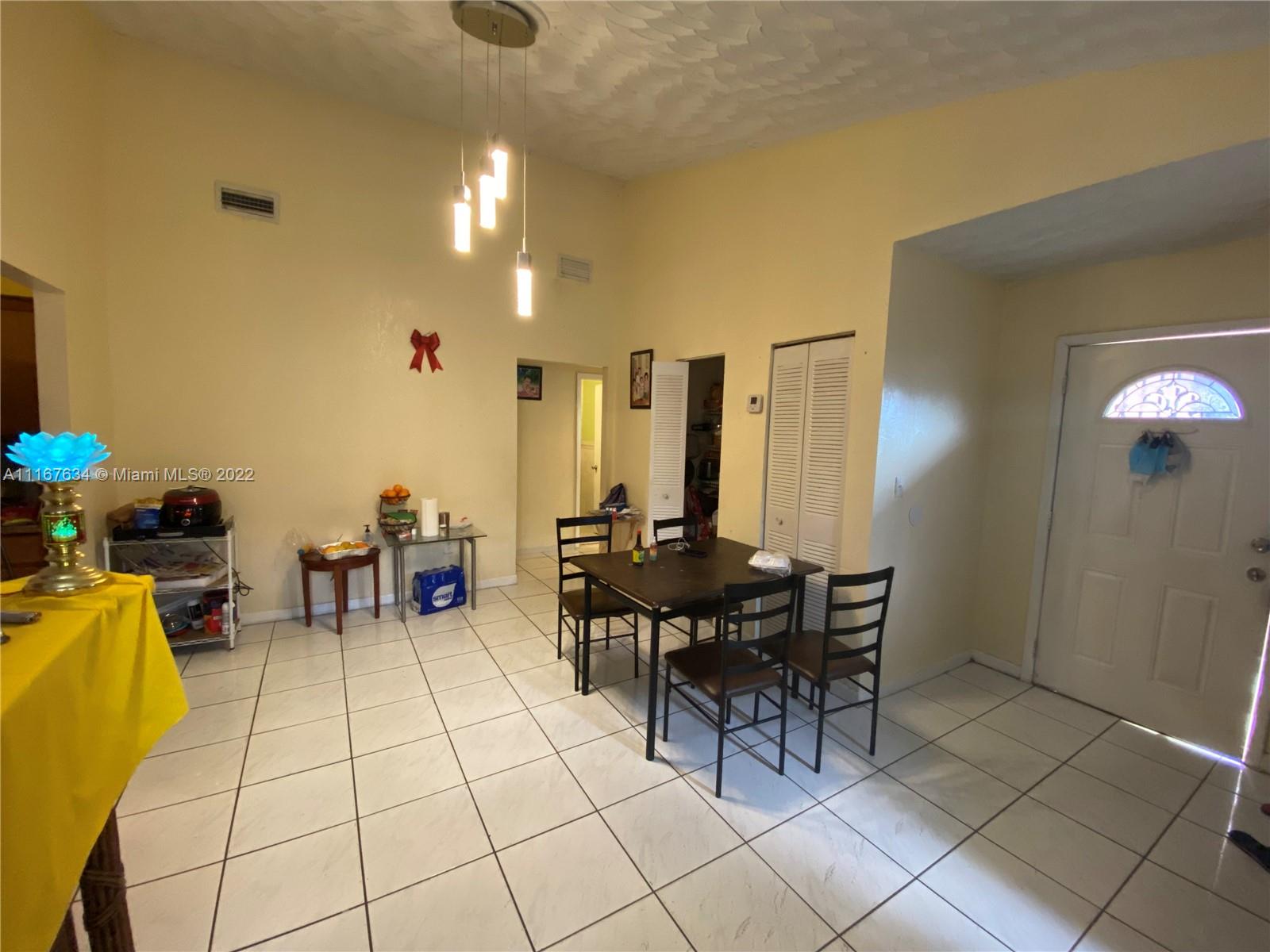 OAK RIDGE VILLAS SUB SEC 1 - Residential